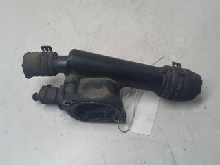 фланец (тройник) системы охлаждения Volkswagen Caddy 3 поколение 2004, 1.9 л., дизель, 03G121132B