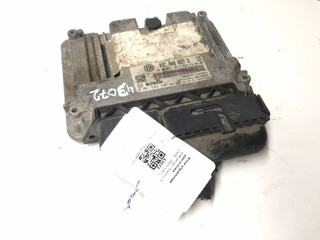 блок управления двигателем Volkswagen Scirocco 3 поколение (2008 - 2015), 1.4 л., бензин, 03C906027G