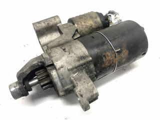 стартер Audi A4 B8/8K 2010, 2.0 л., бензин, 06D911021B, 0001138013, 06H911021A