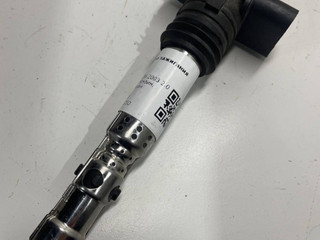 катушка зажигания Audi A4 B6 2003, 2.0 л., бензин, АКПП, седан, 06A905115D