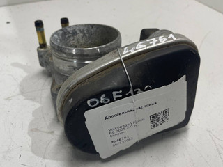 заслонка дроссельная Volkswagen Passat B6 2005, 2.0 л., бензин, 06F133062