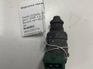 форсунка Skoda Octavia 1 поколение (A4) [рестайлинг] 2005, 1.6 л., бензин, хетчбэк 5 дв., 06A133317A, 037906031AA