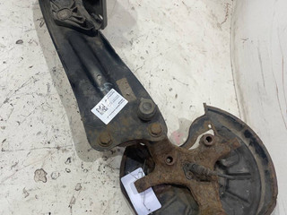 рычаг задний правый Volkswagen Golf 6 поколение 2012, 1.4 л., бензин, 1K0505226H, 1K0505224H, 1K0505224K, 1K0505130J, 1T0598612B