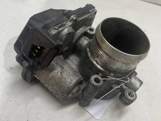 заслонка дроссельная Volkswagen Golf 6 поколение 2009, 2.0 л., дизель, 03L128063E