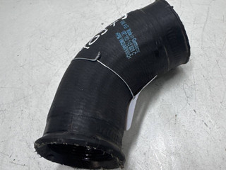 патрубок интеркулера Volkswagen Tiguan 1 поколение 2008, 1.4 л., бензин, 1K0145828C