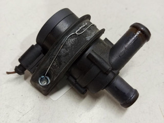 насос антифриза дополнительный Volkswagen Golf 7 поколение 2015, 1.4 л., бензин, 1K0965561L, 1KO965561F