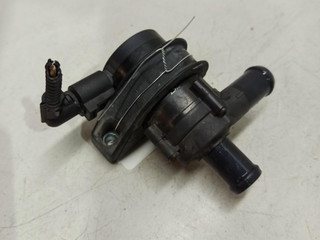 насос антифриза дополнительный Volkswagen Golf 7 поколение 2015, 1.4 л., бензин, 1K0965561L, 1KO965561F