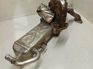 охладитель EGR / Радиатор EGR Audi A3 8P [2-й рестайлинг] 2013, 2.0 л., дизель, 03L131512CF, 03L131512DQ, 03L131512BL, 03L131512AP, 03L131512AT, 03L131512BB, 03L131512BJ, 03L131512CH, 03L131527AX
