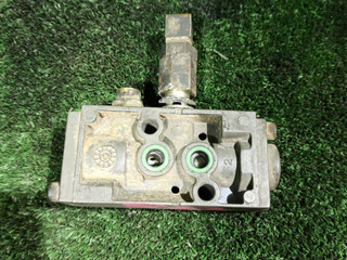 клапан включения пониженной передачи DAF XF 105 1 поколение 2012, 12.9 л., MX 340, дизель, МКПП, 95531665, 1897663, 280641