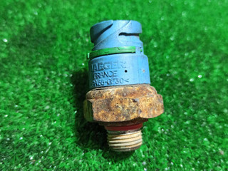 клапан вакуумного управления Renault Premium 1 поколение 2004, 11.1 л., dCi 11C, дизель, АКПП, 5010360729