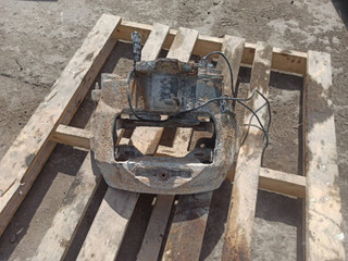 суппорт задний правый Volvo FH 2 поколение 2004, 15.0 л., дизель, МКПП, 68322669, 20424075