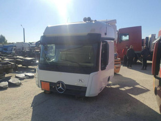 кабина Mercedes-Benz Actros 4 поколение (MP4) 2014, 12.8 л., OM 471.909, дизель, АКПП, 0006001005, A0006001005