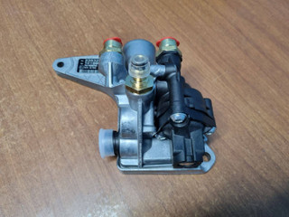 клапан горного тормоза Volvo FH 3 поколение 2020, 21991157, 7421991157, 23532368, 7423532368, 7420837594