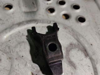 крепление форсунки Volvo FM 2 поколение 2011, 10.8 л., D11C450, дизель, АКПП, 21801388