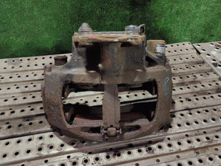 суппорт передний правый MAN TGA 1 поколение 2006, 10.5 л., D 2066 LF 01, дизель, МКПП, 81508046438