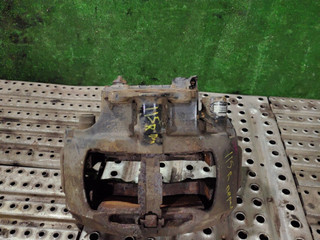 суппорт передний правый MAN TGA 1 поколение 2006, 10.5 л., D 2066 LF 02, дизель, МКПП, 81508046438