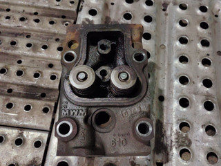 головка блока цилиндров Volkswagen L80 1995, GBCL80, TAF103353