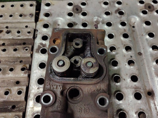 головка блока цилиндров Volkswagen L80 1995, GBCL80, TAF103353