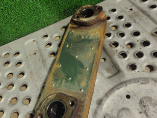 теплообменник масляного фильтра Volkswagen L80 1995, 961009400025
