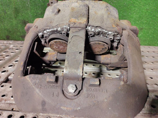 суппорт передний левый Volvo FH 3 поколение 2012, 12.8 л., D13C460, дизель, АКПП, 21487603, 20527566