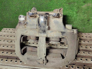 суппорт передний левый MAN TGX 1 поколение 2010, 10.5 л., D 2066 LF 36, дизель, МКПП, 81508046409