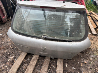 крышка багажника (дверь 3-5) Peugeot 307 1 поколение 2005, серебристый, хетчбэк 5 дв.