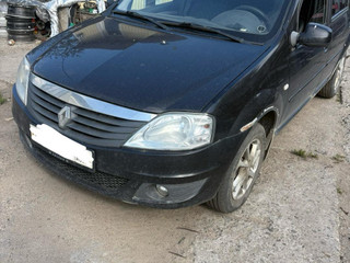 капот Renault Logan 1 поколение [рестайлинг] 2010, бензин, МКПП, чёрный, седан, передний привод