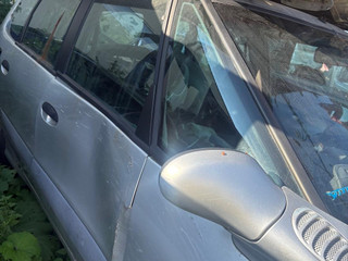 дверь передняя правая Renault Espace 3 поколение 1999, серебристый, минивэн, передний привод