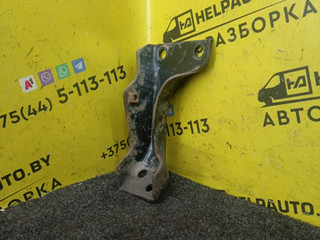 кронштейн (крепление) Kia Shuma 1 поколение 1999, 1.5 л., BFD, бензин, МКПП, зеленый, хетчбэк 5 дв., передний привод