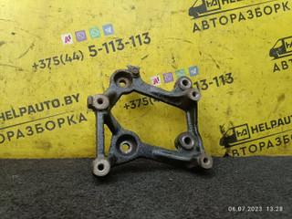 кронштейн двигателя Honda Accord 5 поколение 1995, 2.0 л., F20B, бензин, АКПП, черный, седан