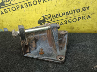 кронштейн двигателя Nissan Primera P10 1994, 1.6 л., бензин, МКПП, синий, седан