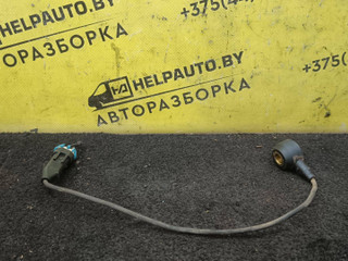датчик детонации Opel Vectra B 1997, 1.6 л., X 16 XEL, бензин, МКПП, красный, седан, передний привод