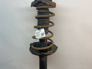 стойка задняя Mazda 626 3 поколение GD (1987 - 1992), 2.0 л., бензин, МКПП, седан