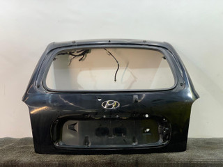 крышка багажника (дверь 3-5) Hyundai Santa Fe 1 поколение (SM) 2001, 2.4 л., бензин, МКПП, черный, внедорожник 5 дв., передний привод