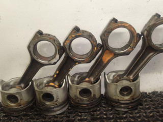 поршень Volkswagen Golf 3 поколение 1995, 1.9 л., AEY, дизель, МКПП, белый, универсал, передний привод