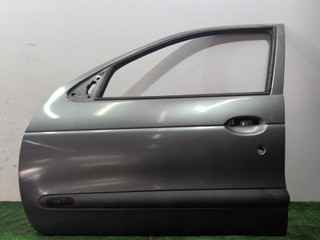 дверь передняя левая Renault Megane 1 поколение [рестайлинг] 2000, 1.6 л., K4M 700, бензин, МКПП, серый, универсал, передний привод