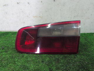 фонарь крышки багажника правый Renault Laguna 2 поколение 2001, 1.9 л., дизель, МКПП, чёрный, хетчбэк 5 дв., передний привод, 8200002476