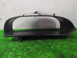 рамка панели приборов Renault Laguna 2 поколение 2001, 1.9 л., дизель, МКПП, чёрный, хетчбэк 5 дв., передний привод, 8200025908