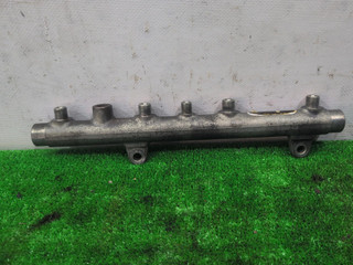 топливная рампа Renault Laguna 2 поколение 2001, 1.9 л., дизель, МКПП, чёрный, хетчбэк 5 дв., передний привод, 0445214015
