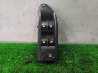 блок управления стеклоподъемниками Renault Laguna 2 поколение 2001, 1.9 л., дизель, МКПП, чёрный, хетчбэк 5 дв., передний привод