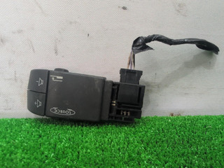 кнопки управления на руле Renault Laguna 2 поколение 2001, 1.9 л., дизель, МКПП, чёрный, хетчбэк 5 дв., передний привод