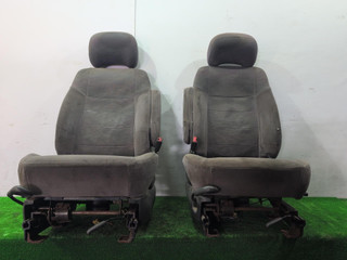 салон (комплект сидений) Opel Sintra 1 поколение 1999, 2.2 л., X 22 XE, бензин, МКПП, красный, минивэн, передний привод