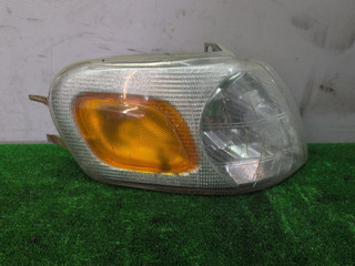 поворотник правый Opel Sintra 1 поколение 1999, 2.2 л., X 22 XE, бензин, МКПП, красный, минивэн, передний привод, 16521704