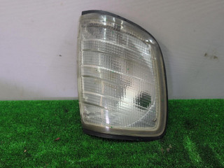 поворотник правый Mercedes-Benz E-Класс W124 [рестайлинг] W124 1993, 2.5 л., OM 602.911, дизель, МКПП, черный, седан, задний привод, 18-3289