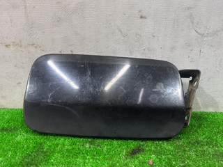 лючок топливного бака Mercedes-Benz E-Класс W124 [рестайлинг] W124 1993, 2.5 л., OM 602.911, дизель, МКПП, черный, седан, задний привод