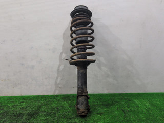 стойка передняя правая Volkswagen Passat B3 1991, 1.9 л., дизель, МКПП, белый, универсал, передний привод, PSA634811