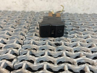 кнопка противотуманных фар Volkswagen Passat B3 1991, 1.9 л., дизель, МКПП, белый, универсал, передний привод, 535941535