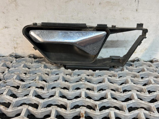 ручка внутренняя передняя левая Mercedes-Benz E-Класс W124 [рестайлинг] W124 1993, 2.5 л., OM 602.911, дизель, МКПП, черный, седан, задний привод, 124.7600161