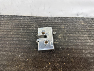 замок двери передней правой Audi 80 8C/B4 1993, 2.0 л., ABT, бензин, МКПП, зеленый, седан, передний привод, 8A1837016A