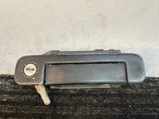 ручка наружная Audi 80 8C/B4 1993, 2.0 л., ABT, бензин, МКПП, зеленый, седан, передний привод, 4A0837206AB